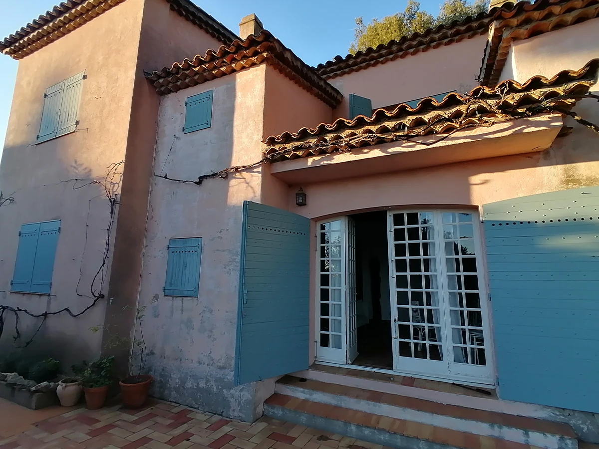 Faites appel à MOE Sud-Corse, maître d'œuvre en Corse pour la construction ou la rénovation de votre maison