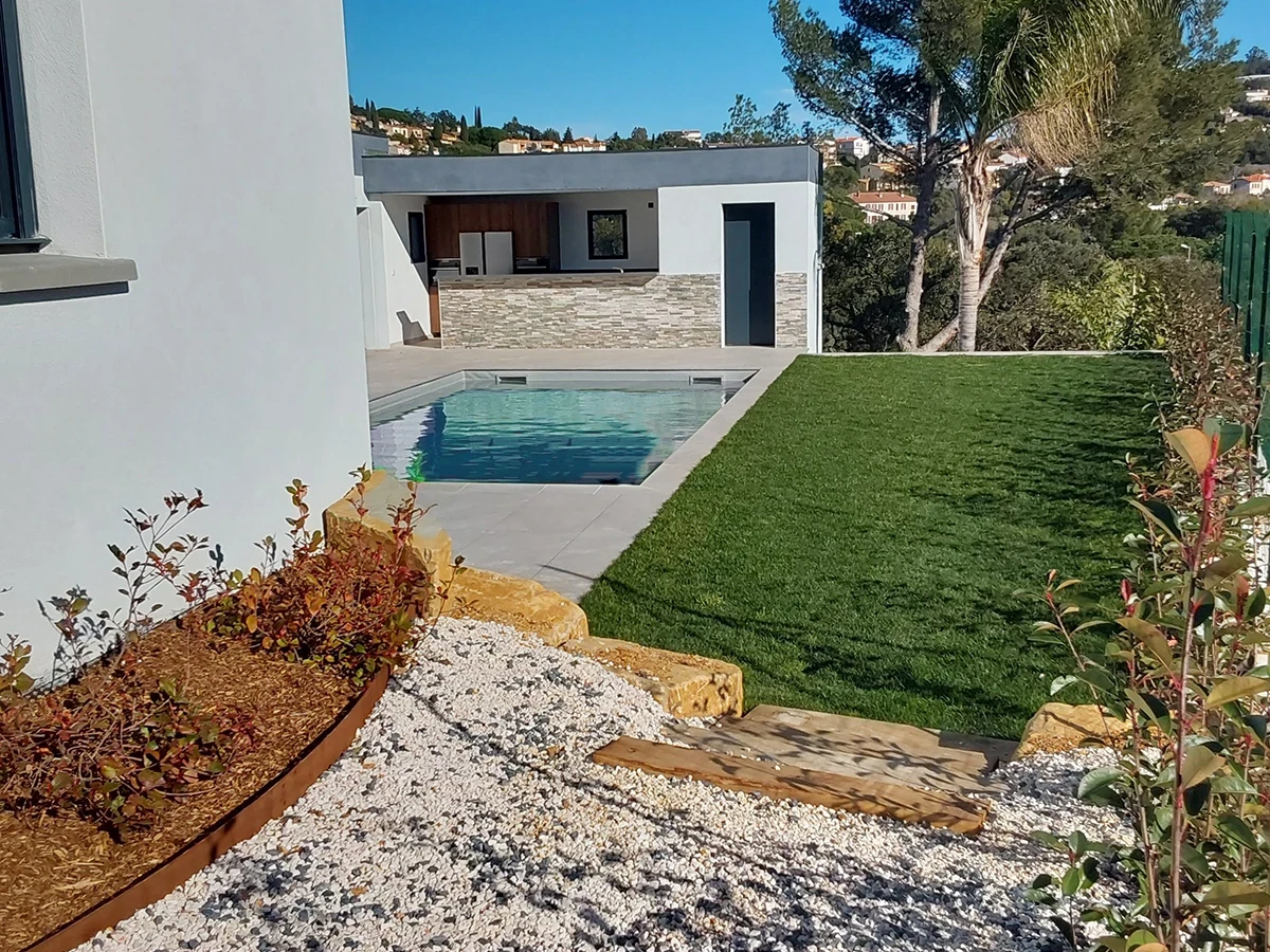 Faites appel à MOE Sud-Corse, maître d'œuvre en Corse pour la construction ou la rénovation de votre maison