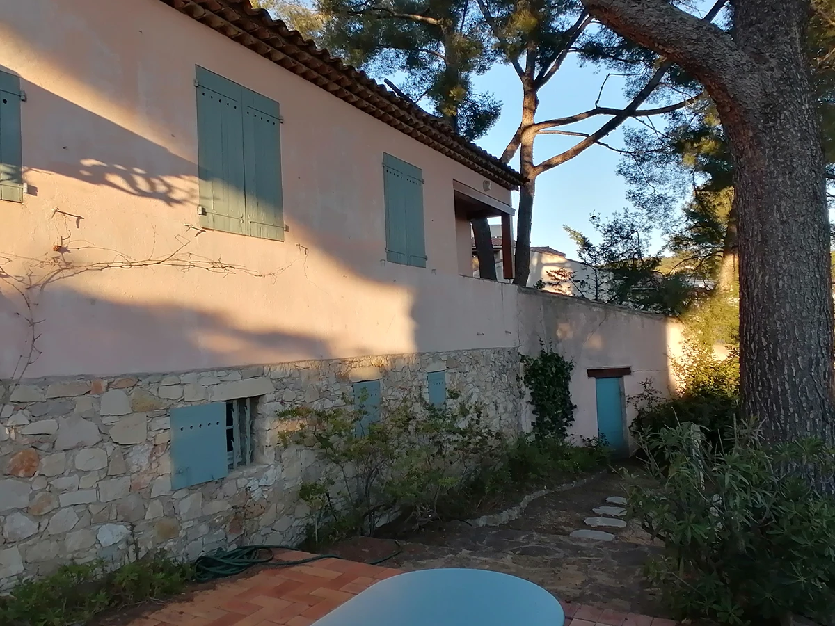 Faites appel à MOE Sud-Corse, maître d'œuvre en Corse pour la construction ou la rénovation de votre maison