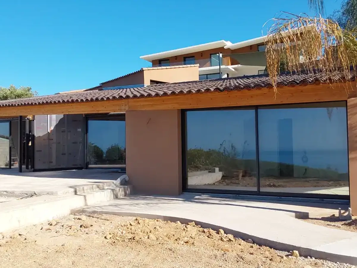 Faites appel à MOE Sud-Corse, maître d'œuvre en Corse pour la construction ou la rénovation de votre maison