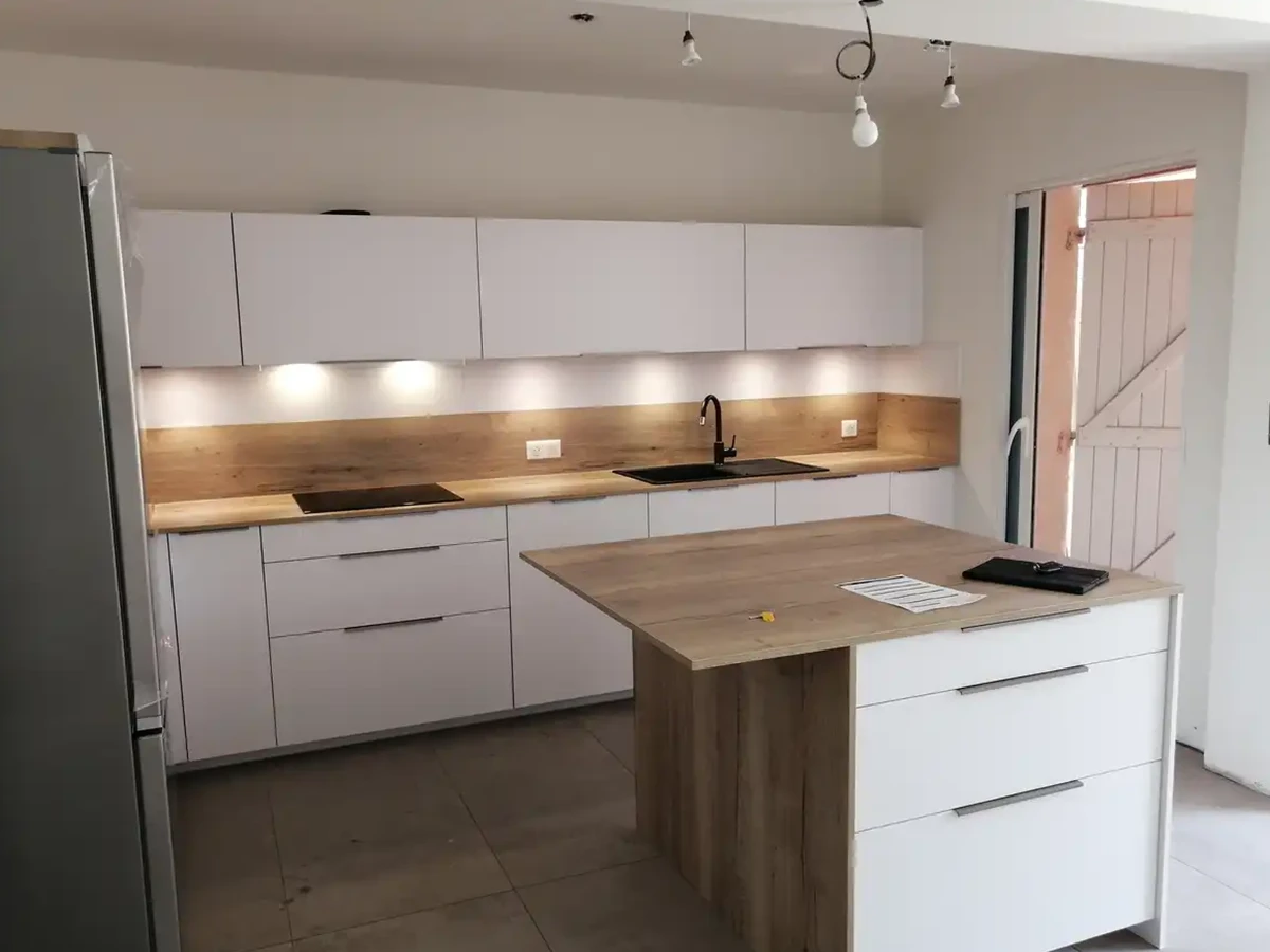 Faites appel à MOE Sud-Corse, maître d'œuvre en Corse pour la construction ou la rénovation de votre maison