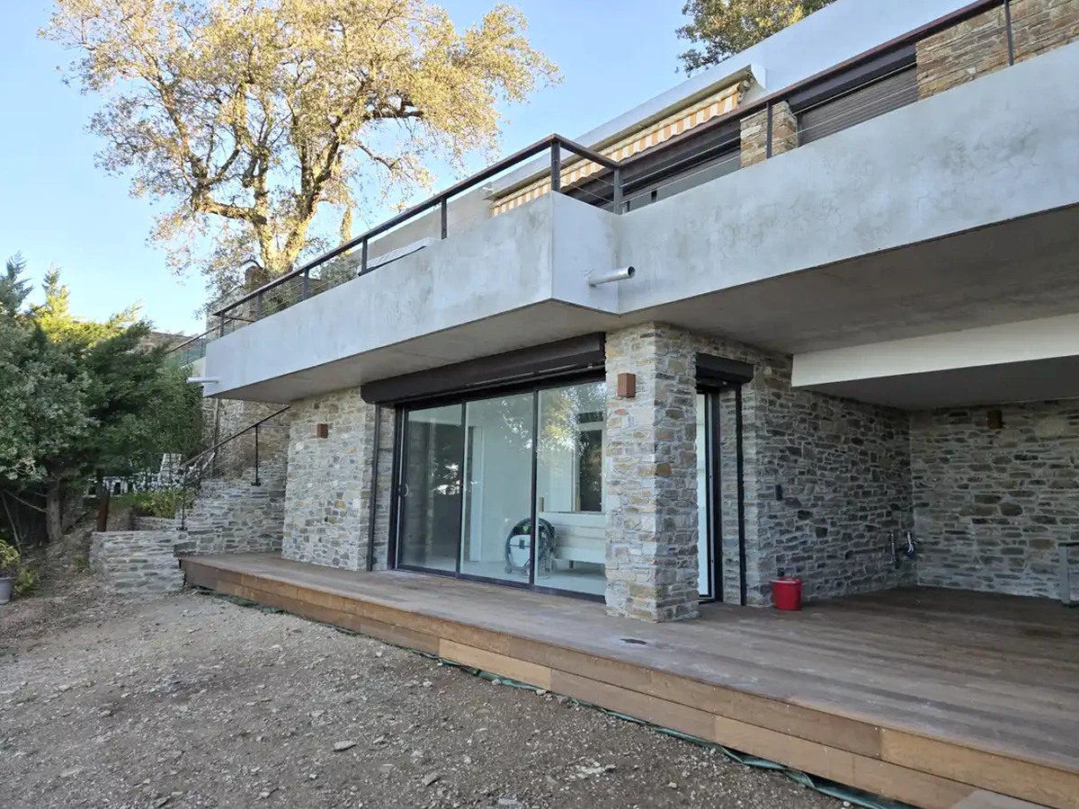 Faites appel à MOE Sud-Corse, maître d'œuvre en Corse pour la construction ou la rénovation de votre maison